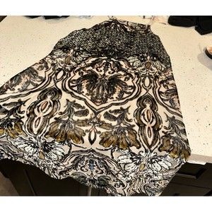 Lucy love velvet dress